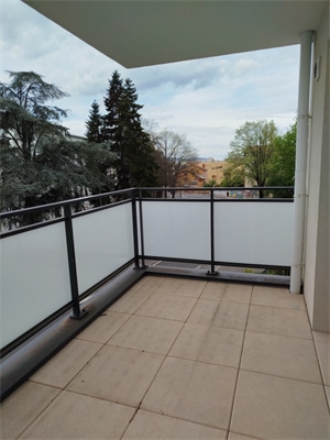 t3 à la location -   69190  SAINT FONS, surface 60 m2 location t3 - UBI481853612